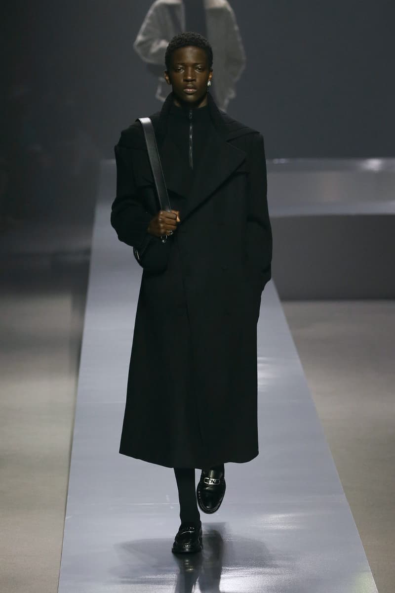 Fendi Redefines the Roaring Twenties in FW22 Collection fall/winter 2022 mens milano milan fashion week mfw silvia venturini fendi