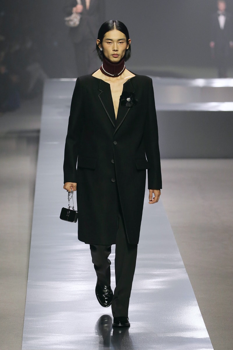 Fendi Redefines the Roaring Twenties in FW22 Collection fall/winter 2022 mens milano milan fashion week mfw silvia venturini fendi