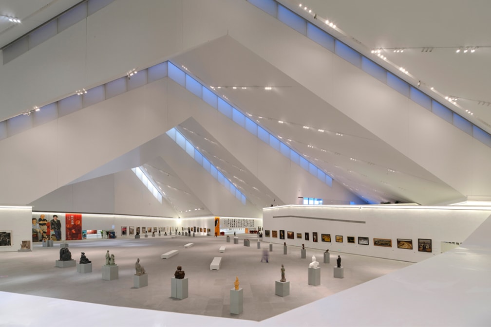 Datong Art Museum Arrives Under Four Interconnected Pyramids luke fox skylight corroded earth toned steel northwest grand gallery images news