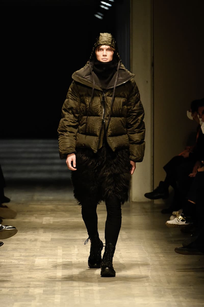 GALL FW22 Is Where Tailoring Meets Volume milan fashion week runway models justin gall murk earthy tones geometric pattern volume high fashion technical effortless