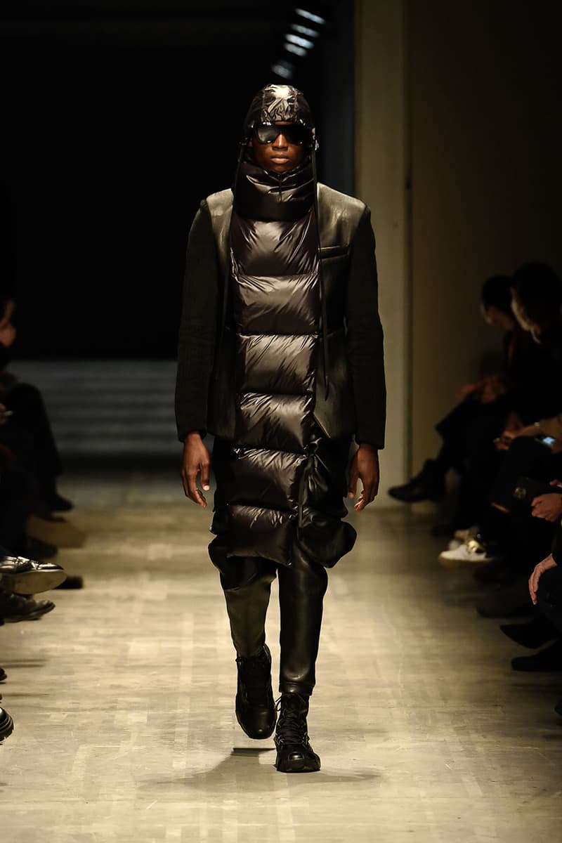 GALL FW22 Is Where Tailoring Meets Volume milan fashion week runway models justin gall murk earthy tones geometric pattern volume high fashion technical effortless