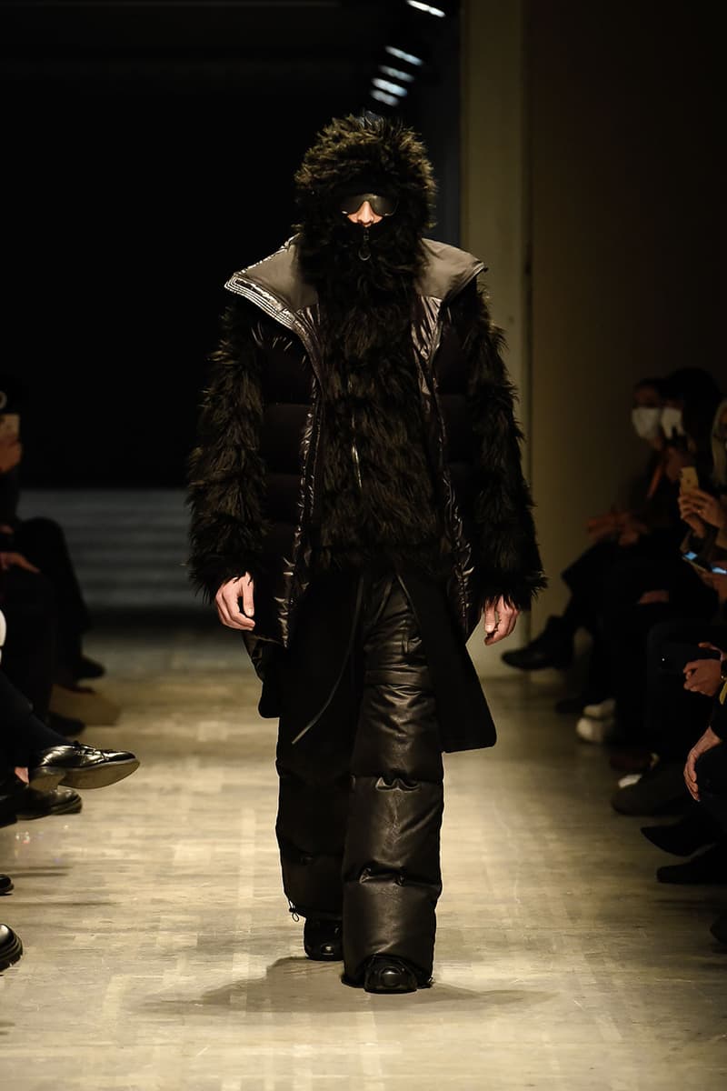 GALL FW22 Is Where Tailoring Meets Volume milan fashion week runway models justin gall murk earthy tones geometric pattern volume high fashion technical effortless