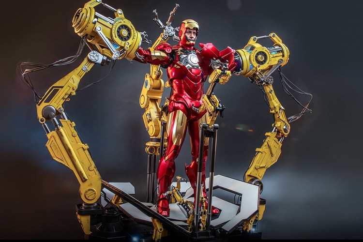 Hot Toys Re-Creates Iron Man and His Suit-up Gantry In 1/4 Scale