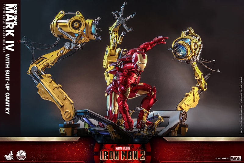 marvel studios cinematic universe iron man 2 suit up gantry action figure 1 4th scale hot toys collectibles 
