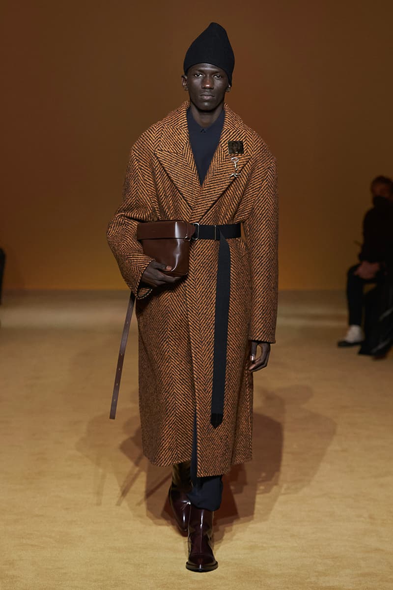 Jil Sander FW22 Collection Runway Photo Watch Fall Winter 2022 Lucie Luke Meier