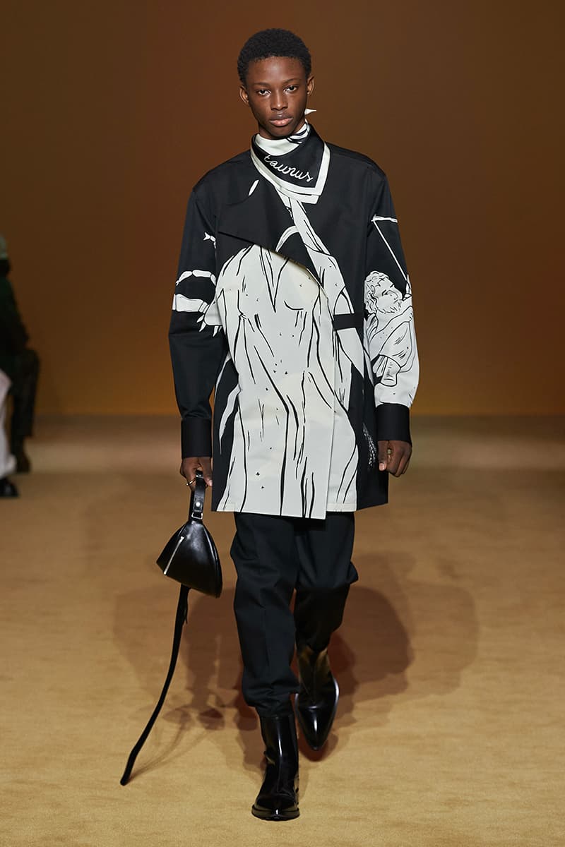 Jil Sander FW22 Collection Runway Photo Watch Fall Winter 2022 Lucie Luke Meier