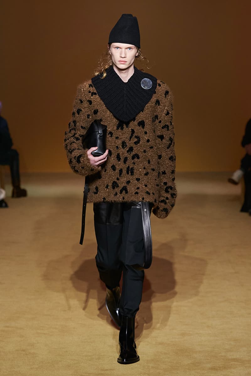 Jil Sander FW22 Collection Runway Photo Watch Fall Winter 2022 Lucie Luke Meier