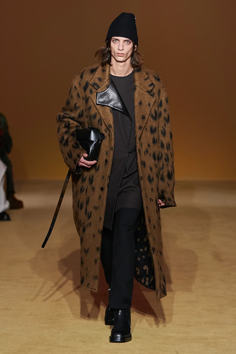 Jil Sander FW22 Collection Runway Photo Watch Fall Winter 2022 Lucie Luke Meier