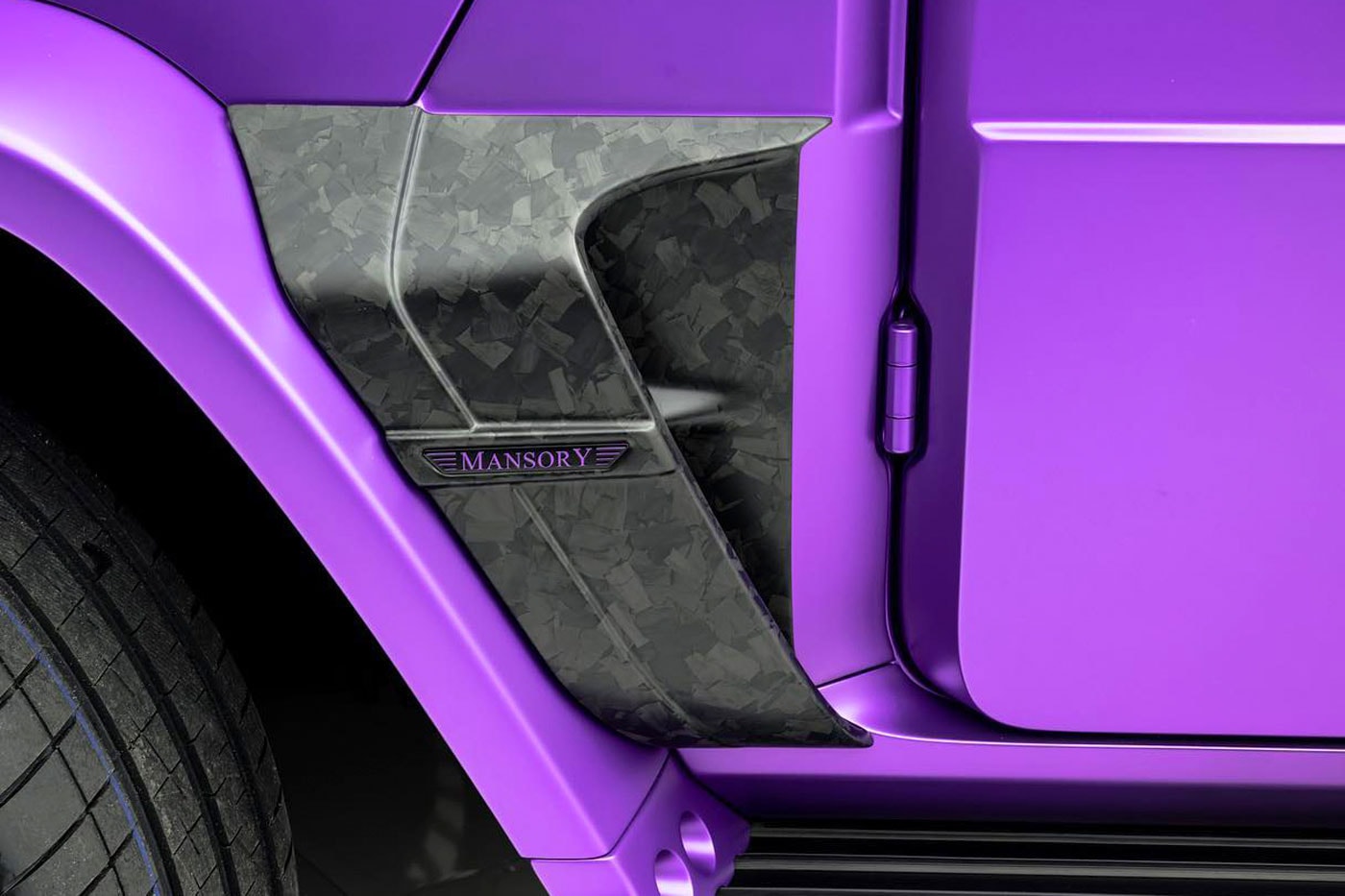 Mansory Mercedes-Benz AMG G63 truck suv purple black UAE Edition lakers colors 4.0 litre twin turbo v8 900 bhp 885 torque release info