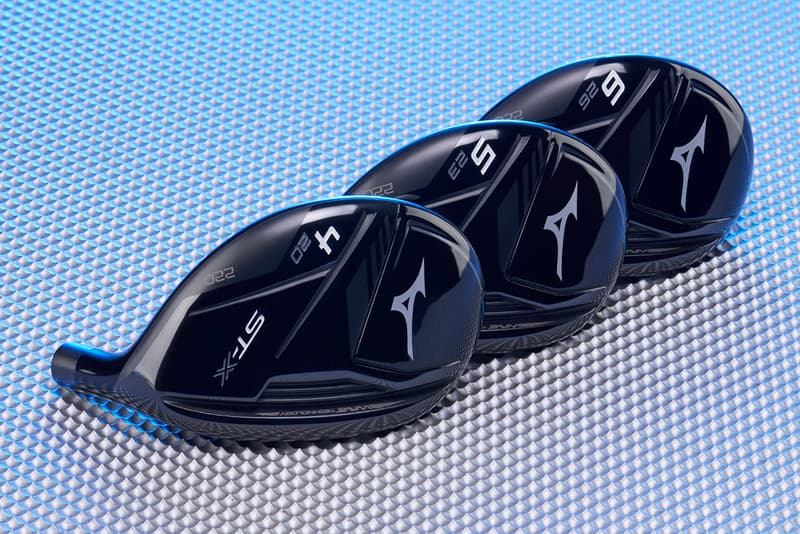 Mizuno ST-X 220 Hybrids X-Axis Techonology Optimized Wave Sole