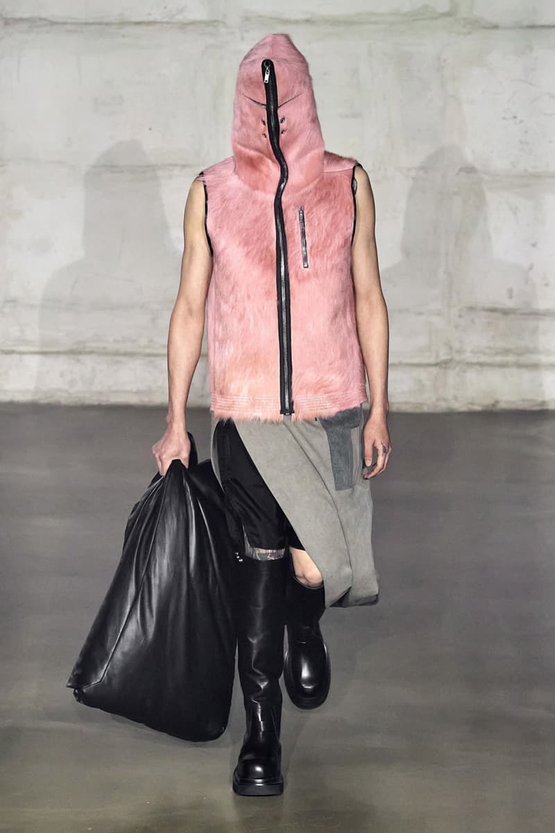 Rick Owens "STROBE" Fall 2022 Menswear Paris Fashion Week Palais de Tokyo Runway Collection Mens Review Lightbulb Hats Dan Flavin Kiss Boots