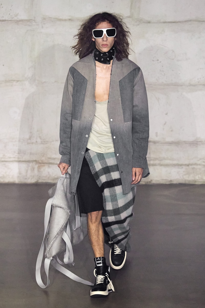 Rick Owens "STROBE" Fall 2022 Menswear Paris Fashion Week Palais de Tokyo Runway Collection Mens Review Lightbulb Hats Dan Flavin Kiss Boots
