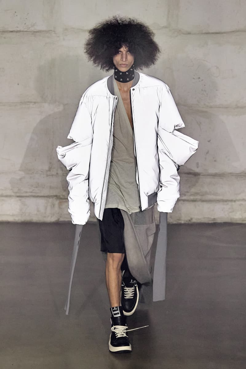 Rick Owens "STROBE" Fall 2022 Menswear Paris Fashion Week Palais de Tokyo Runway Collection Mens Review Lightbulb Hats Dan Flavin Kiss Boots