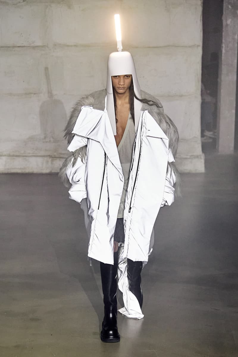 Rick Owens "STROBE" Fall 2022 Menswear Paris Fashion Week Palais de Tokyo Runway Collection Mens Review Lightbulb Hats Dan Flavin Kiss Boots