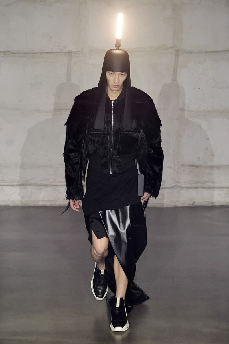 Rick Owens "STROBE" Fall 2022 Menswear Paris Fashion Week Palais de Tokyo Runway Collection Mens Review Lightbulb Hats Dan Flavin Kiss Boots