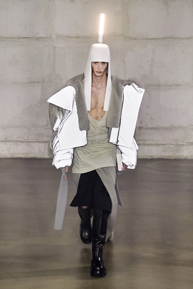 Rick Owens "STROBE" Fall 2022 Menswear Paris Fashion Week Palais de Tokyo Runway Collection Mens Review Lightbulb Hats Dan Flavin Kiss Boots