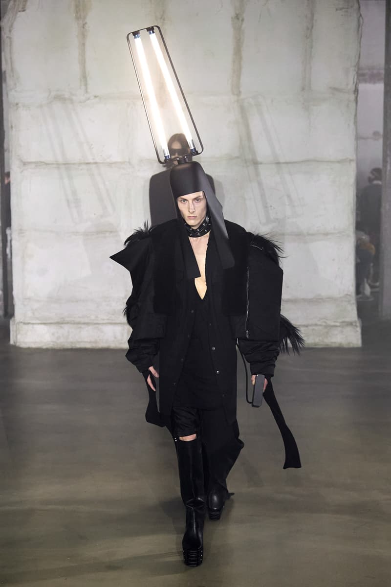 Rick Owens "STROBE" Fall 2022 Menswear Paris Fashion Week Palais de Tokyo Runway Collection Mens Review Lightbulb Hats Dan Flavin Kiss Boots