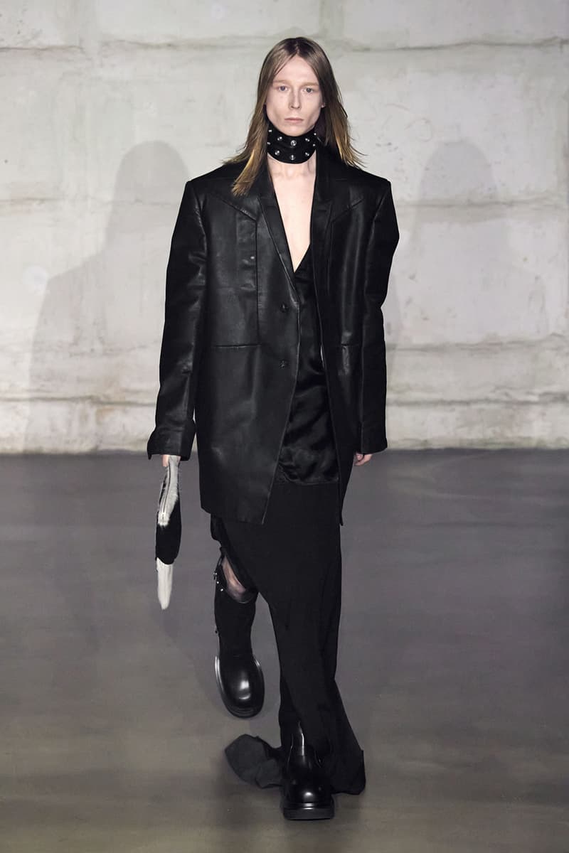 Rick Owens "STROBE" Fall 2022 Menswear Paris Fashion Week Palais de Tokyo Runway Collection Mens Review Lightbulb Hats Dan Flavin Kiss Boots