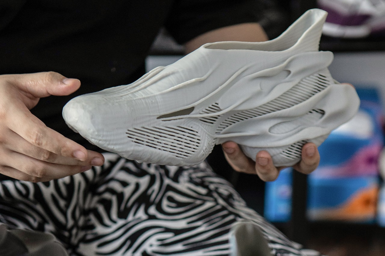 Sole Mates SCRY Lab Shuttle 3D Printed Shoes Beijing Futuristic Sneakers Maintenance Zixiong Wei HYPEBEAST