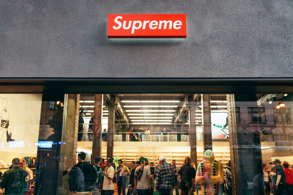 Supreme LA Store Photos