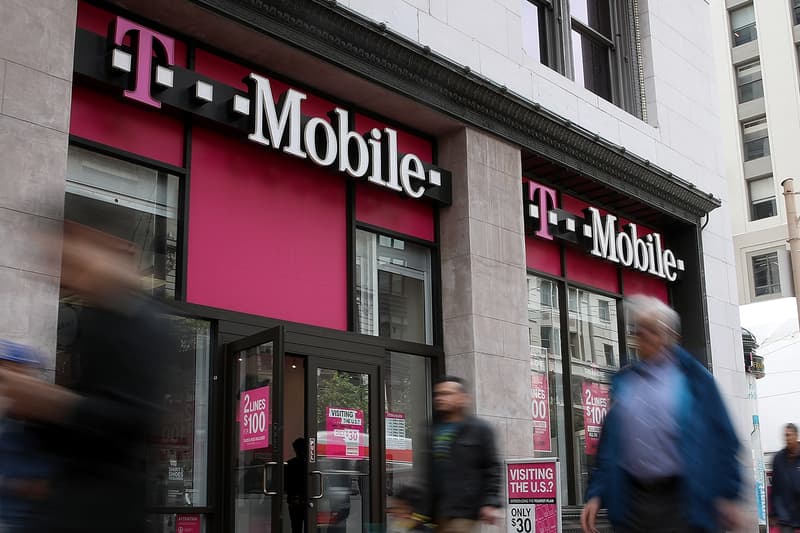 T-Mobile Fire Unvaccinated corporate Employees April 2022 vaccine mandate covid 19