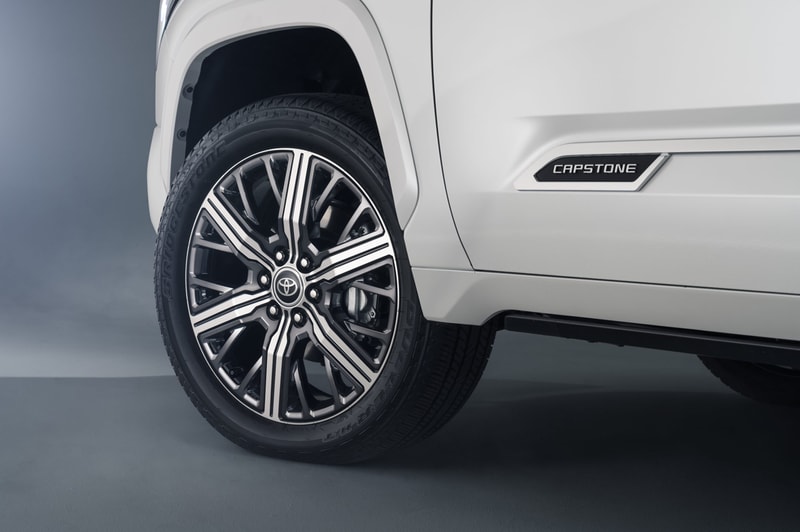 Toyota Announces Luxury Pickup Tundra Capstone Twin-Turbo V-6 Engine Intelligent Safety i-FORCE MAX Hybrid Powertrain 437 Horsepower 22-inch Chrome Rims