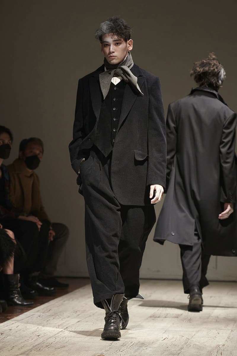 Yohji Yamamoto FW22 Introduces Gothic Fantasy for the Dickensian Bloke paris fashion week fall winter 2022 tokyo