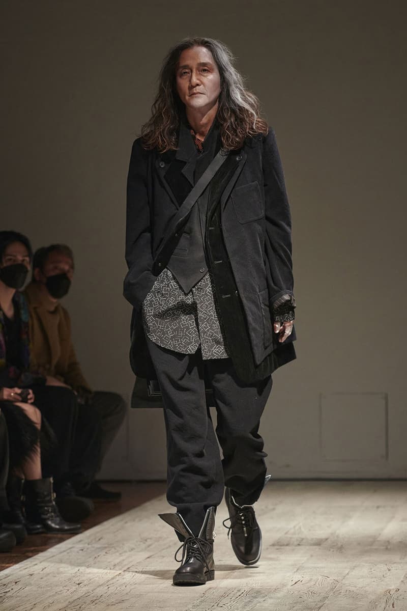 Yohji Yamamoto FW22 Introduces Gothic Fantasy for the Dickensian Bloke paris fashion week fall winter 2022 tokyo