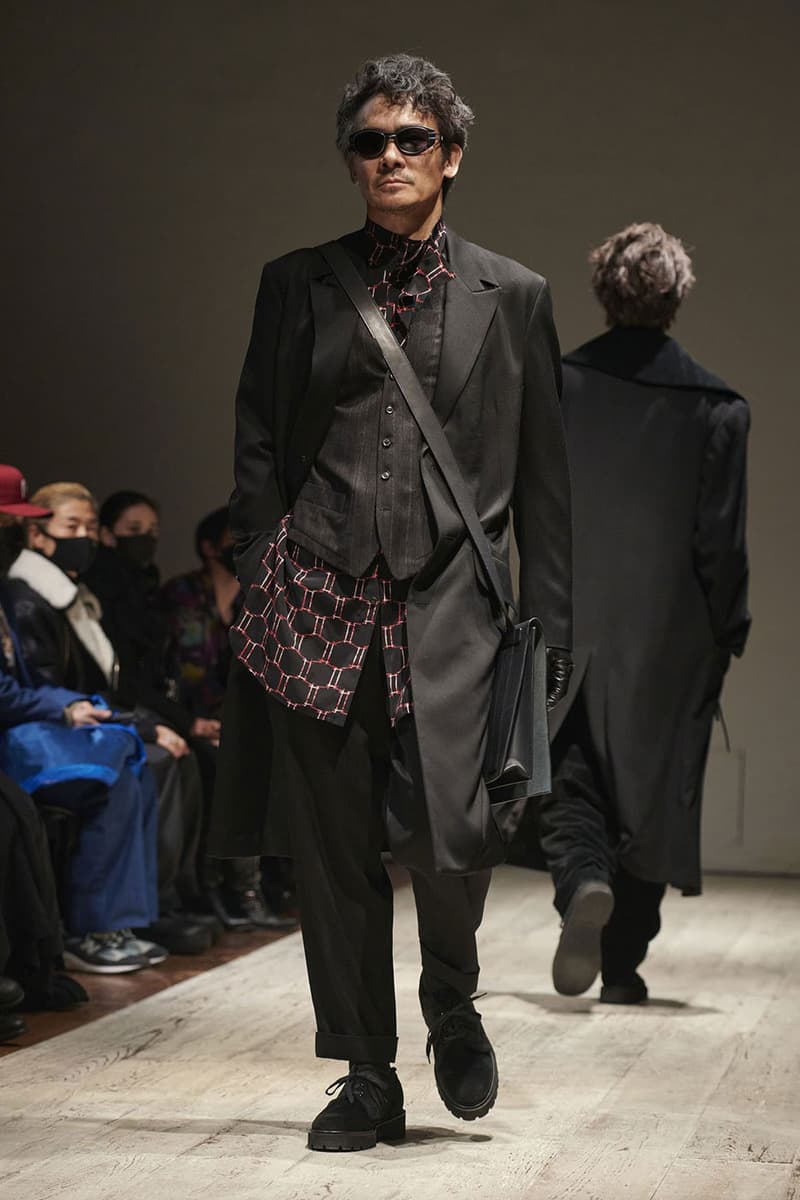 Yohji Yamamoto FW22 Introduces Gothic Fantasy for the Dickensian Bloke paris fashion week fall winter 2022 tokyo