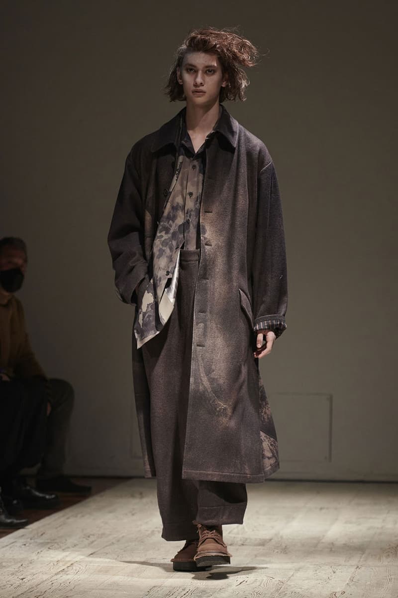 Yohji Yamamoto FW22 Introduces Gothic Fantasy for the Dickensian Bloke paris fashion week fall winter 2022 tokyo