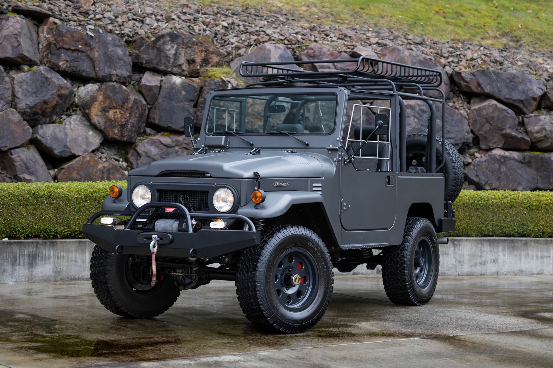 1962 ICON FJ40 Land Cruiser Collecting Cars Listing 4x4 off-roading jeeps FJ Cruiser classic cars auctions 