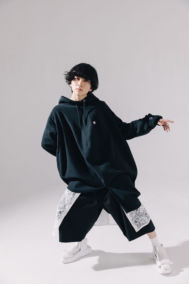 Champion First-Ever Collaboration Tokyo Label ANREALAGE Apparel Collection T-Shirts Hoodies Skirts Sweatpants Oversize Sportswear ○ △ □ 3D Geometric Garments Asymmetrical A-Line Cut Drape Fluid Experimental Fashion Kunihiko Morinaga Japan 