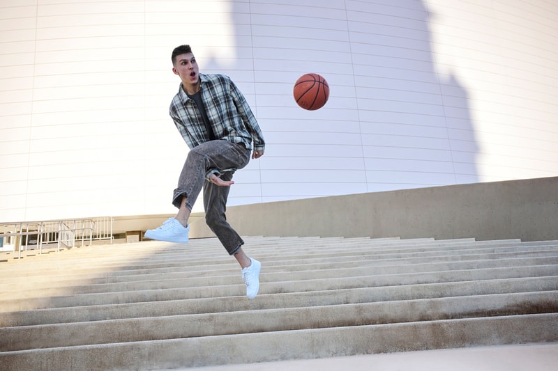 Hudson x Tyler Herro Denim Capsule Collaboration Professional Athlete Old-School Silhouettes Skinny Jeans Black Grey NO LIMIT NO WORK NO CHECK SLOWMOTION Mottos Basketball Off-Court Fashion Swag Carpenter Pants Washed Denim Straight Legs