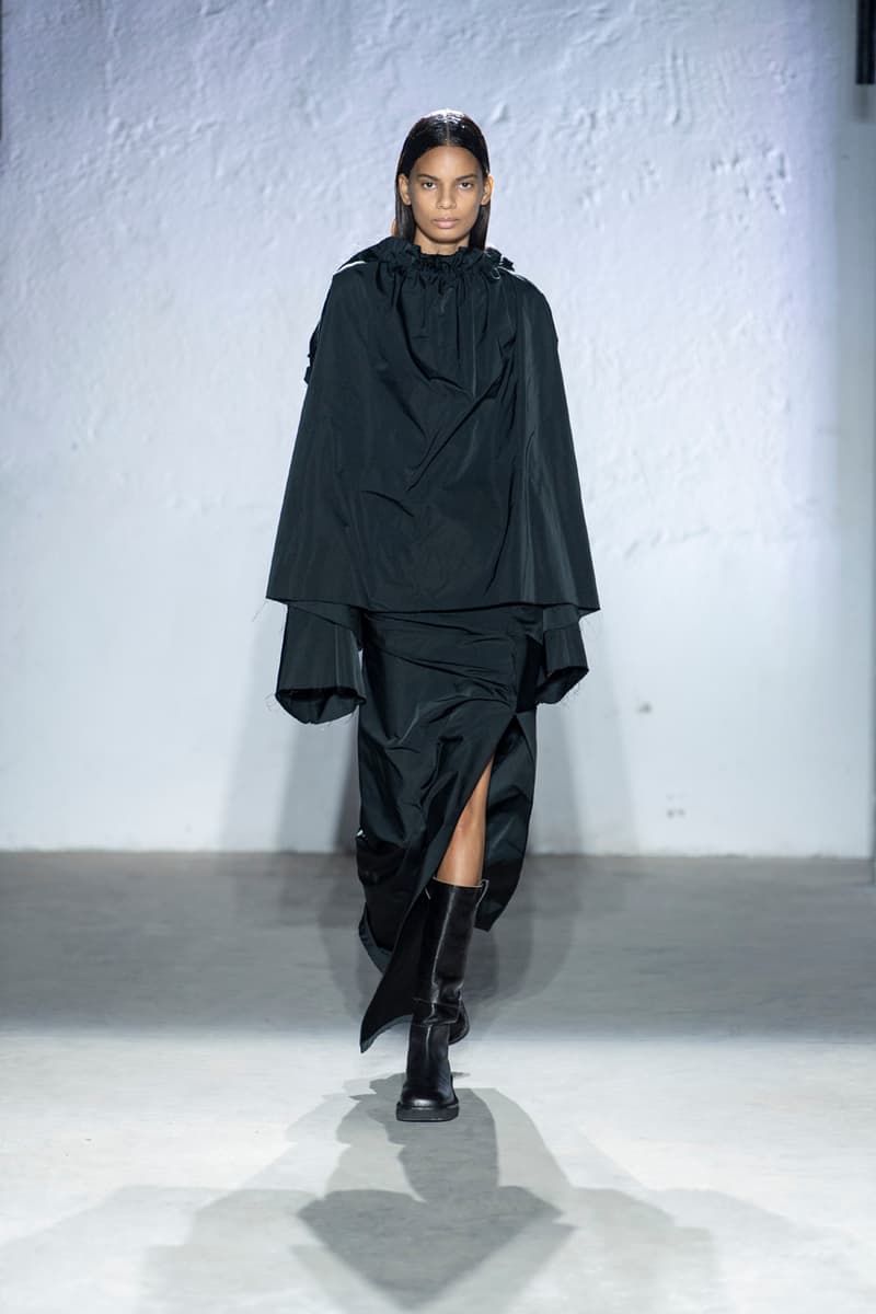 MM6 Maison Margiela FW22 Epitomizes Transitional Design