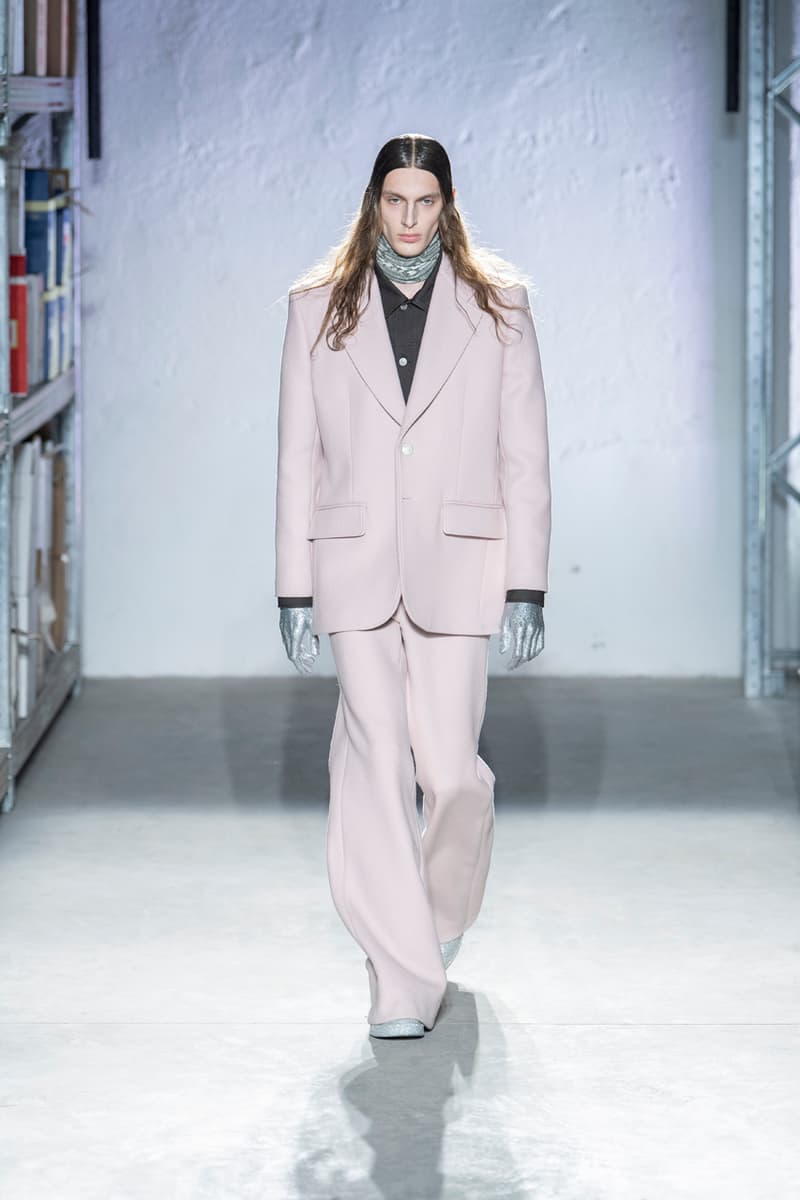 MM6 Maison Margiela FW22 Epitomizes Transitional Design