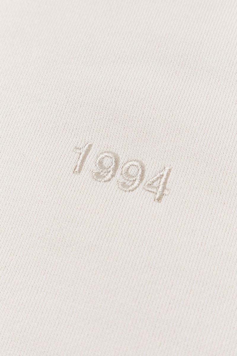 NEIGHBORHOOD x RUSSELL ATHLETIC Sportswear Moisture Wicking Quick-Dry Jersey Cotton Baseball Jacket Soft Apparel Collaboration High-Performance Hoodies Sweatpants T-Shirts Cream White Grey Crewnecks Pull-Overs Neutral Tones