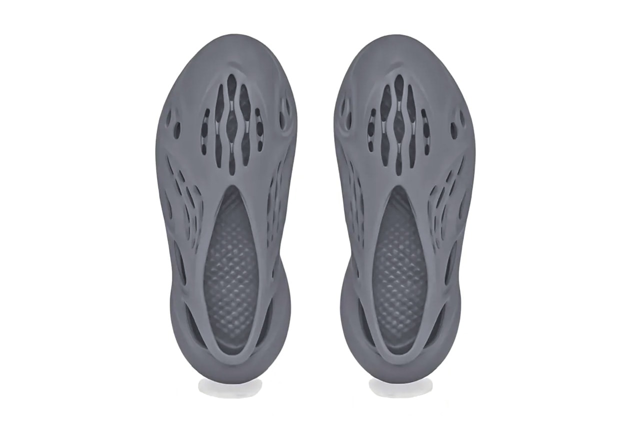 adidas Yeezy Foam Runner Onyx HP8739