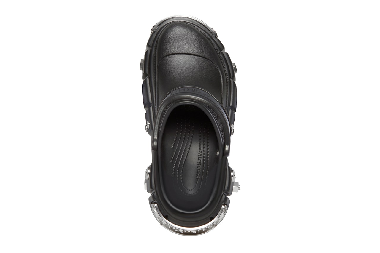 Balenciaga HardCrocs ™ Sandal Black Rubber Spring Summer 2022 SS22 Runway Show Red Carpet Demna Gvasalia Elliot Page Footwear Grunge Release Information Pre-Order