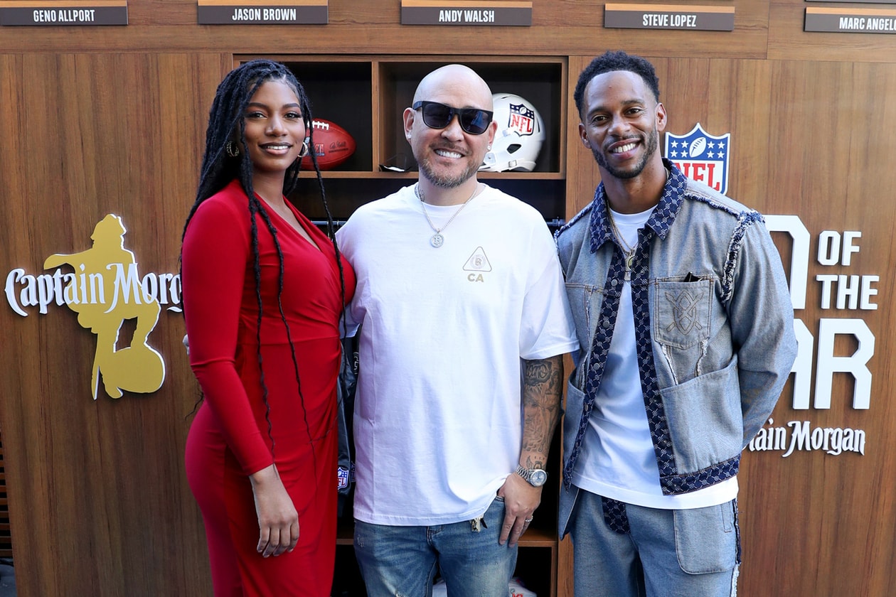 Ben Baller Gifts 2021 NFL Fan of the Year With Custom Iced-Out Gold Chain