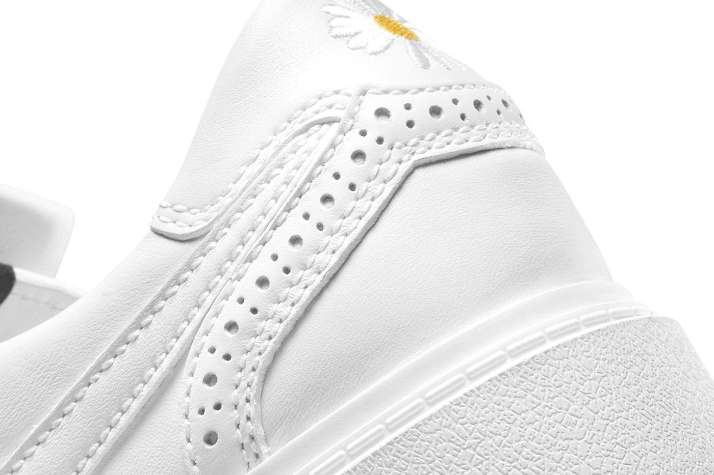 PEACEMINUSONE x Nike Kwondo 1