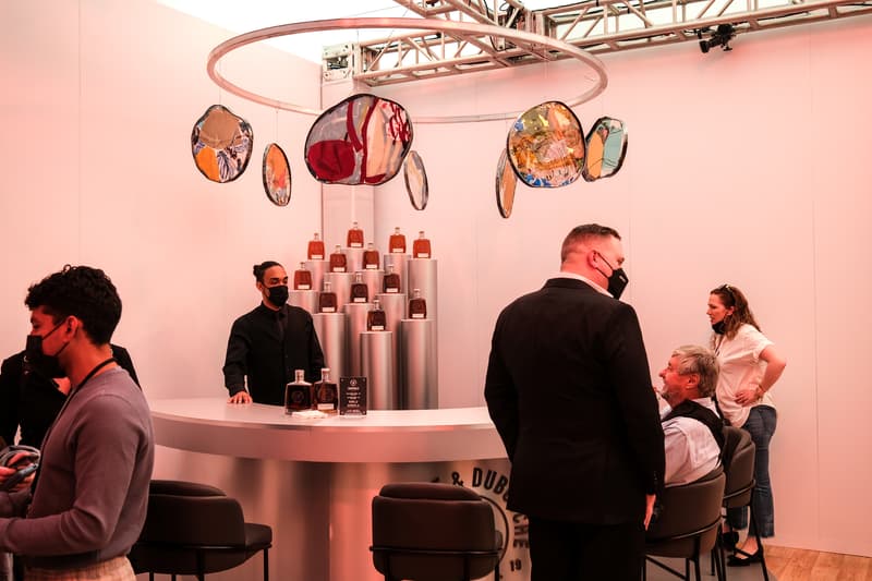 jillian mayer bisquit and dubouche frieze la glass room installation