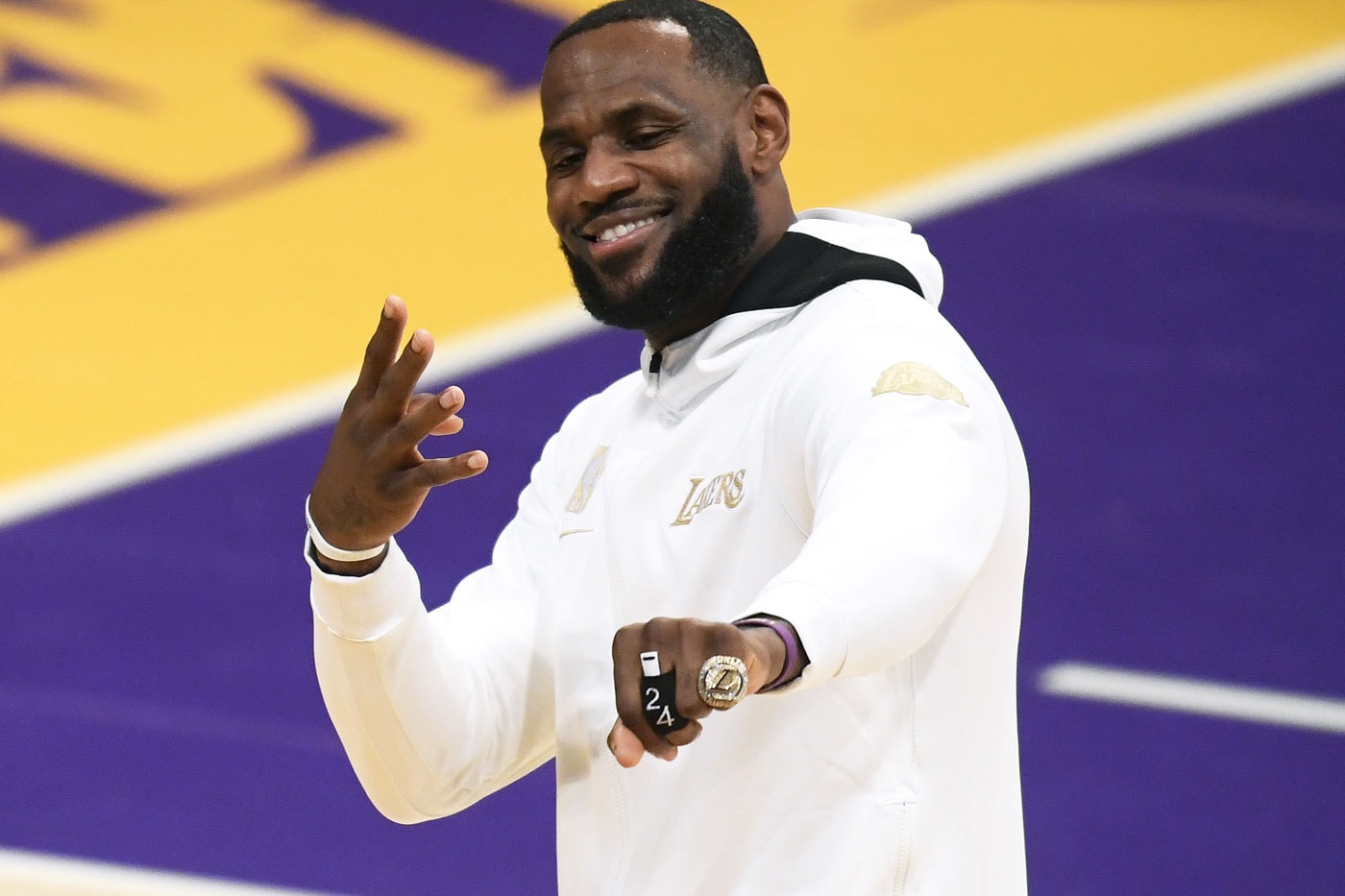 LeBron James Calls for a Lakers, Dodgers and Rams Joint Parade To Celebrate the "City of Champions" frank vogel mlb baseball nfl football cincinnati bengals