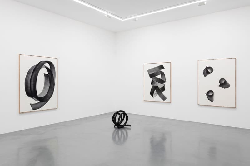 Lee Bae "Black in Constellation" Perrotin Paris