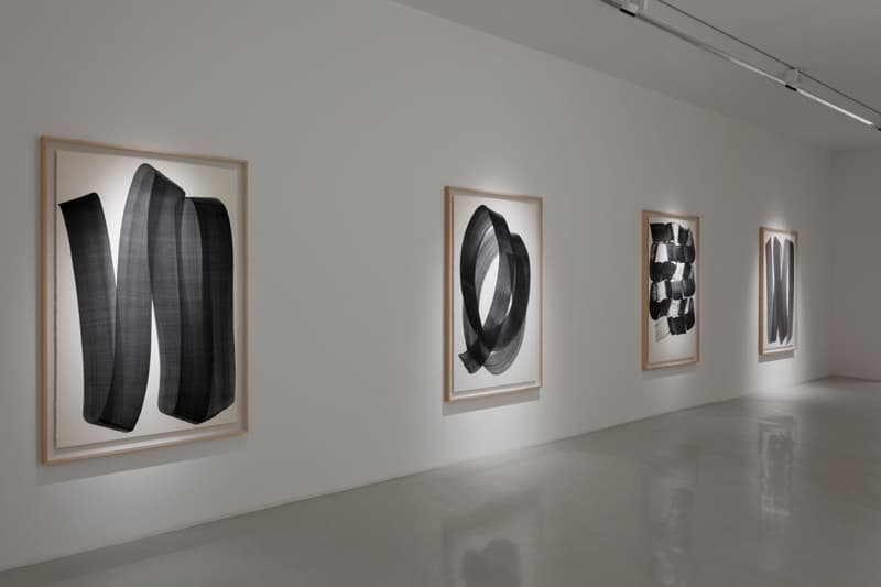 Lee Bae "Black in Constellation" Perrotin Paris
