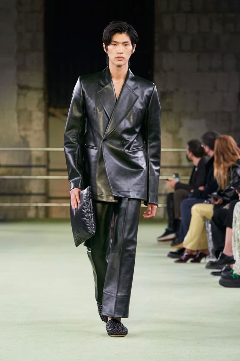 Matthieu Blazy Inaugural Bottega Veneta Collection at Milan Fashion Week FW22 runway fall winter 2022 daniel lee simplicity spectacle 