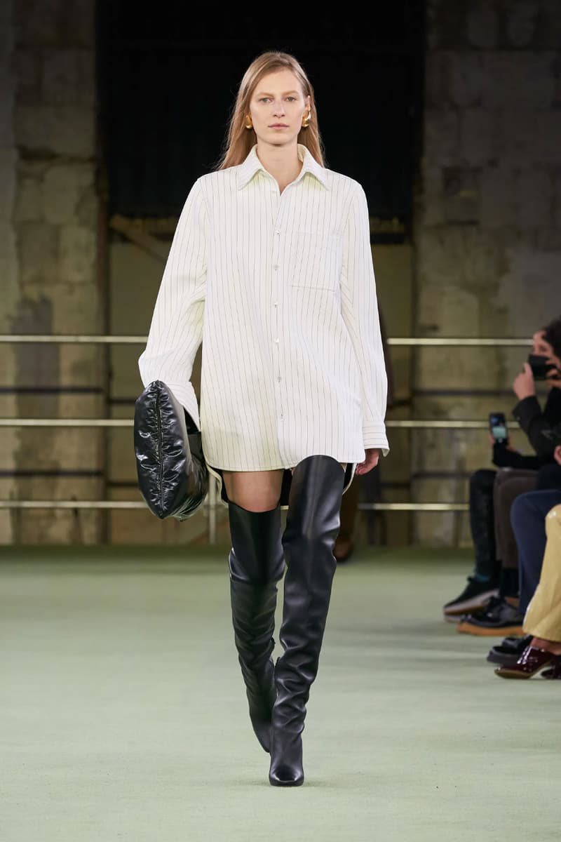 Matthieu Blazy Inaugural Bottega Veneta Collection at Milan Fashion Week FW22 runway fall winter 2022 daniel lee simplicity spectacle 