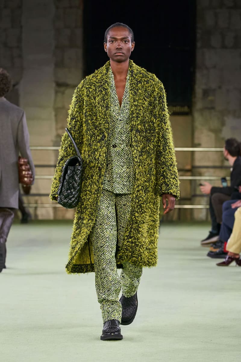 Matthieu Blazy Inaugural Bottega Veneta Collection at Milan Fashion Week FW22 runway fall winter 2022 daniel lee simplicity spectacle 