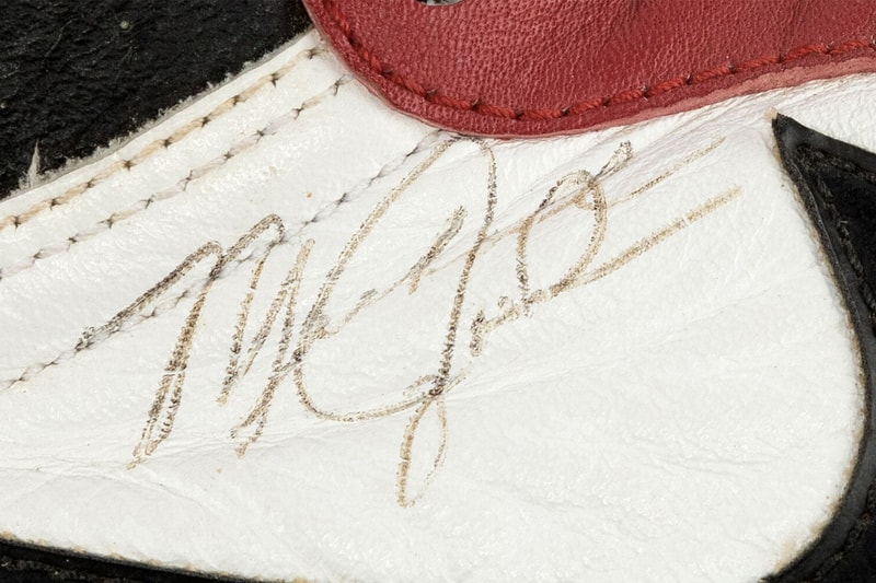 A Signed Pair of Michael Jordan's 1986 Game Worn Nike Air Jordan 1 Sneakers Is Available for Auction heritage auctions sports memorabilia chicago bulls 