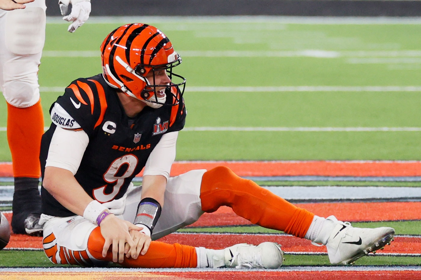 Joe Burrows Reportedly Played Through Super Bowl LVI With Significant MCL Injury nfl football cincinnati bengals quarterback qb sprained mcl 