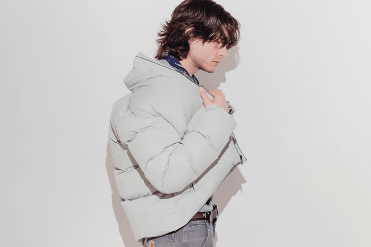 No Maintenance Pursues the Perfect Cropped Silhouette with Puffer Jackets